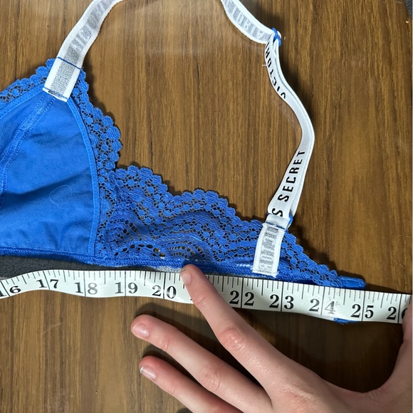 Victorias Secret | Blue Lace Bralette - Picture 5 of 10